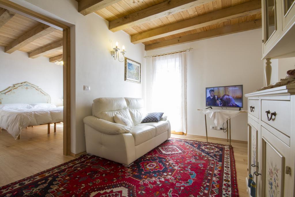 Casa Ursic Scrittore Grimacco 外观 照片